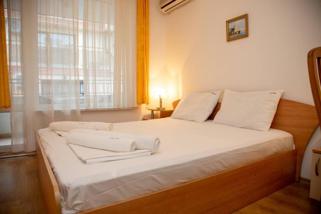 Convenient 1-Bedroom Flat Next To Harmanite Beach Sosopol Exterior foto
